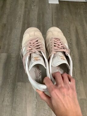 Adidas gazelle pink